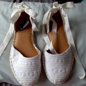 NWT, Ivory crochet espadrilles. (Wide Width)